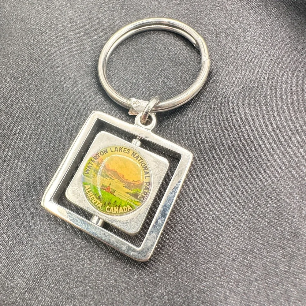 Waterton Lakes National Park Alberta Canada Vintage Spinner Keychain Silver Tone